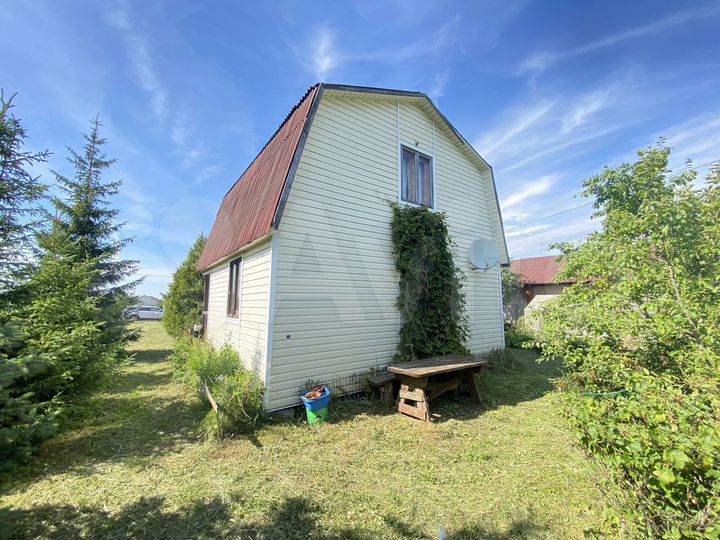 Дача 72 м² на участке 10,5 сот.