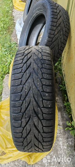 Nokian Tyres Hakkapeliitta R2 SUV 235/60 R18