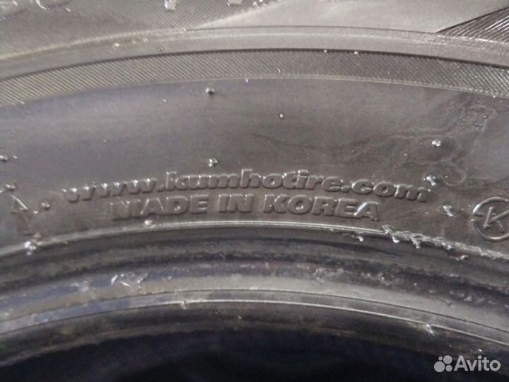 Kumho WinterCraft SUV Ice WS31 235/65 R17 108