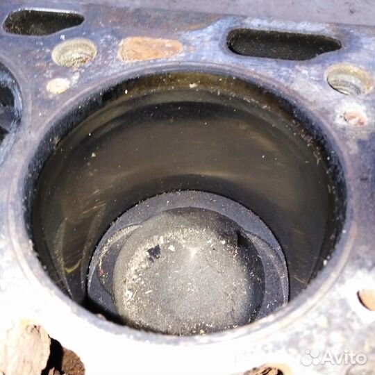 Блок двигателя 1.4i ABD Volkswagen Golf 3