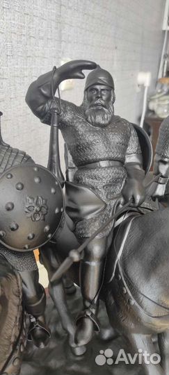 Три богатыря каслинское литье