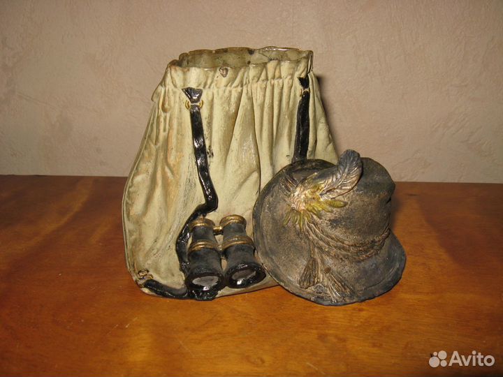 Антиквариат карандашница шляпа рюкзак бинокли 1875