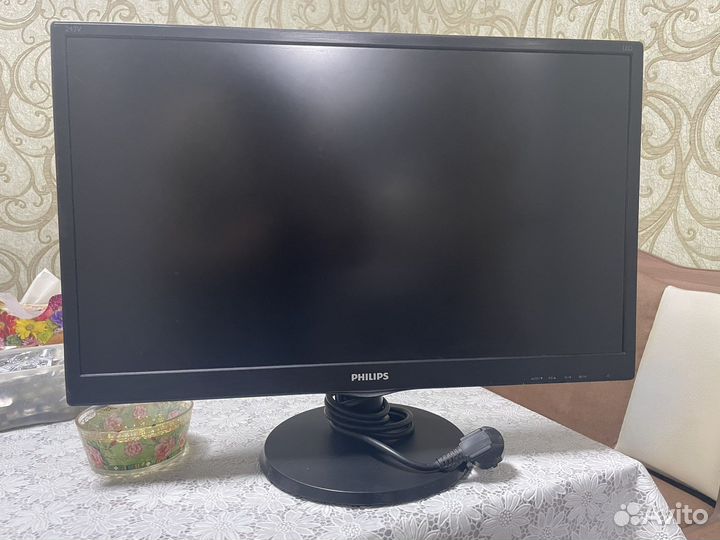 Монитор Philips 243V5Q