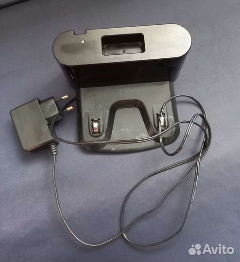 Робот пылесос polaris