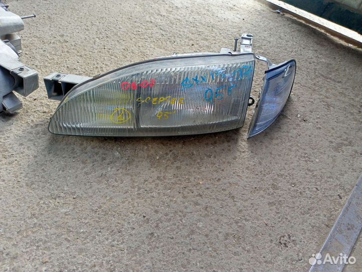 Комплект фар Toyota Camry/Scepter SXV10/SXV15