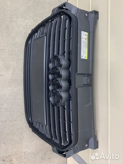 Решетка радиатора Audi A1 Дорестайлинг