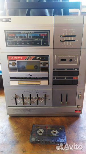 Дека кассетная