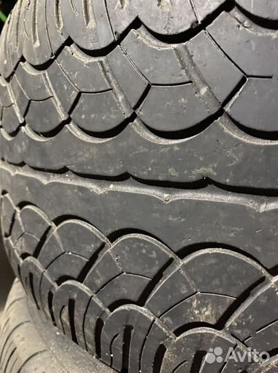 Yokohama Parada Spec-X 305/50 R20