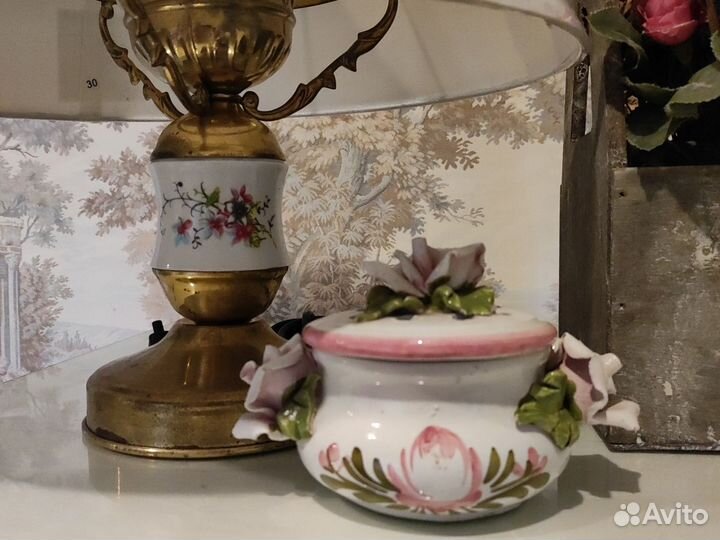 Лампа. Шкатулка. Абажур