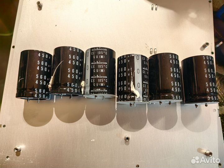 Nichicon 560mf 450v