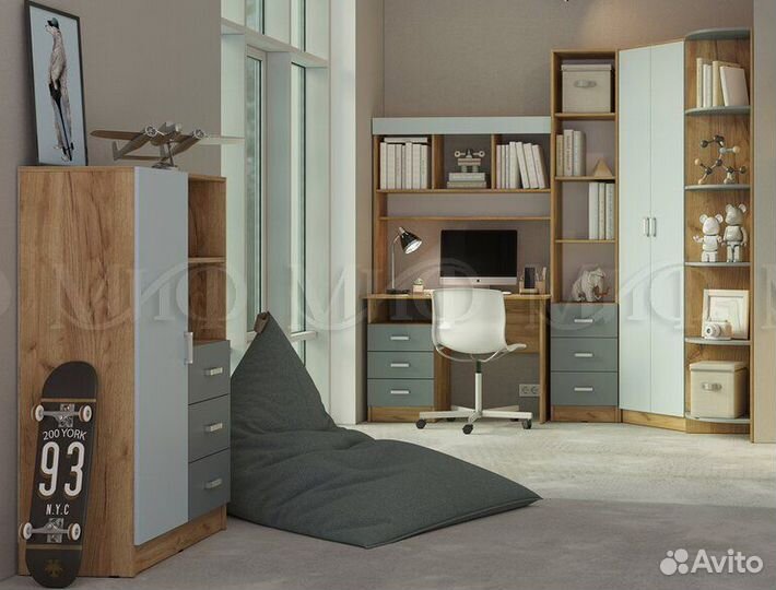 Письменный стол 