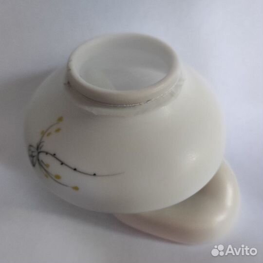Фарфоровое ситце, чайная посуда (2 шт.)