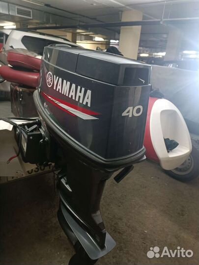 Лодочный мотор Yamaha veos, двух тактный