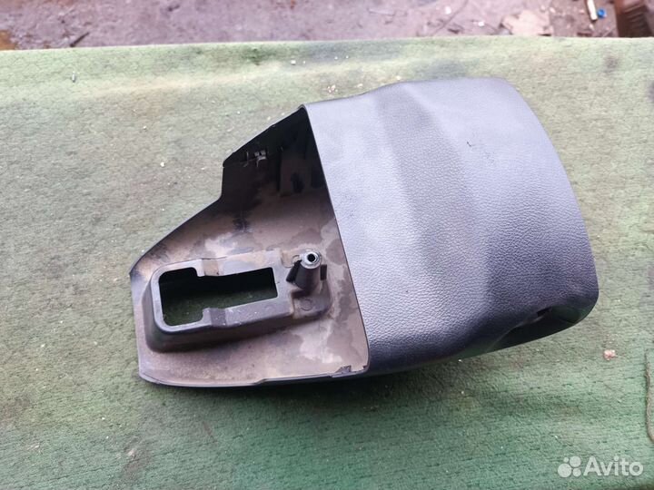 Подрулевой пластик Сузуки Гранд витара 2008 г