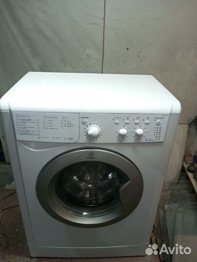 Стиральная машина indesit на 5 кг