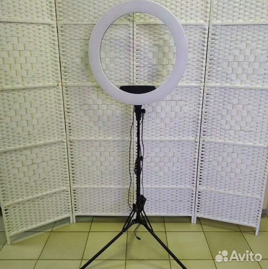 Кольцевая Лампа 56см