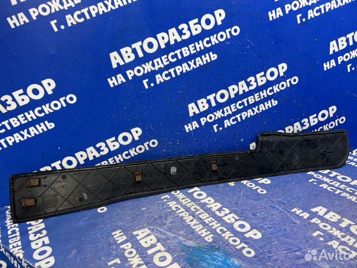 Боковая накладка центральной консоли Bmw E65 седан