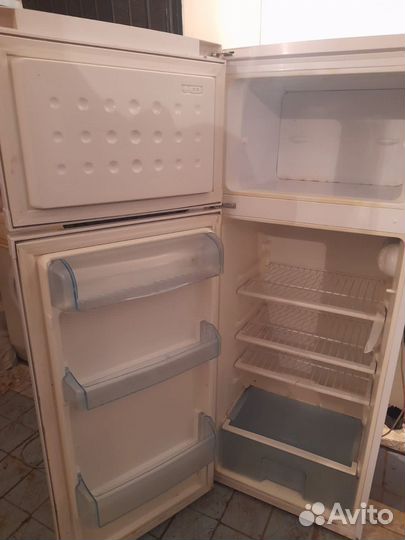 Холодильник beko