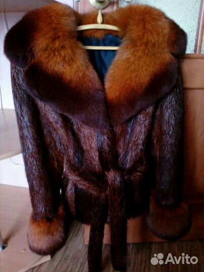 Шуба женская натуральная 42 44
