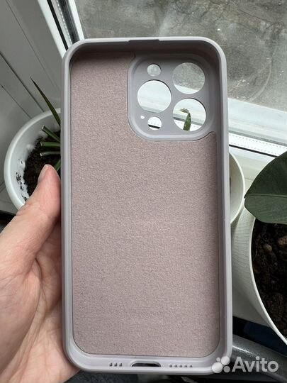 Чехол на iPhone 13 pro