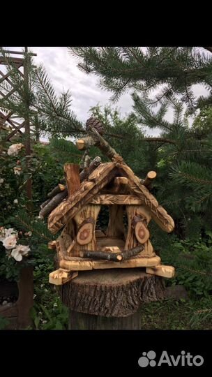 Скворечники и кормушки