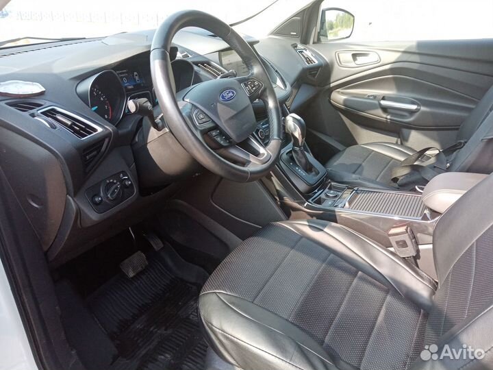 Ford Kuga 1.5 AT, 2017, 108 000 км