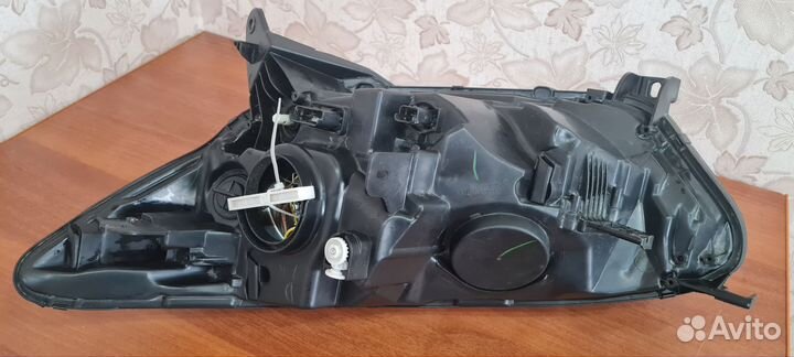 Фара галогенная правая на Renault Capture 2019 г
