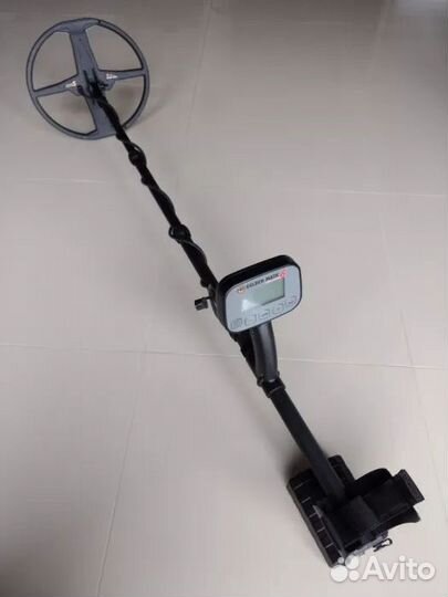 Металлоискатель Golden Mask6 три частоты5-15-30кГц