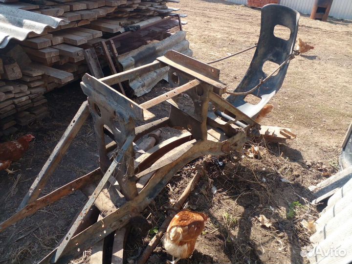 Кронштейн запасного колеса