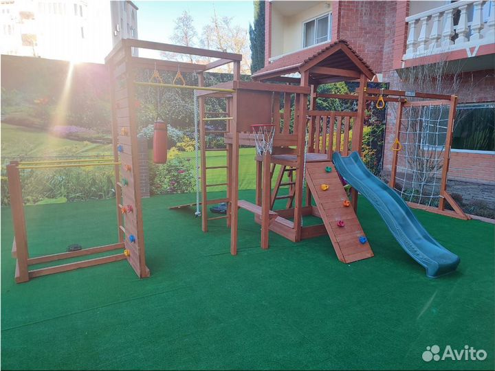 Детская площадка / Спорткомплекс / Воркаут