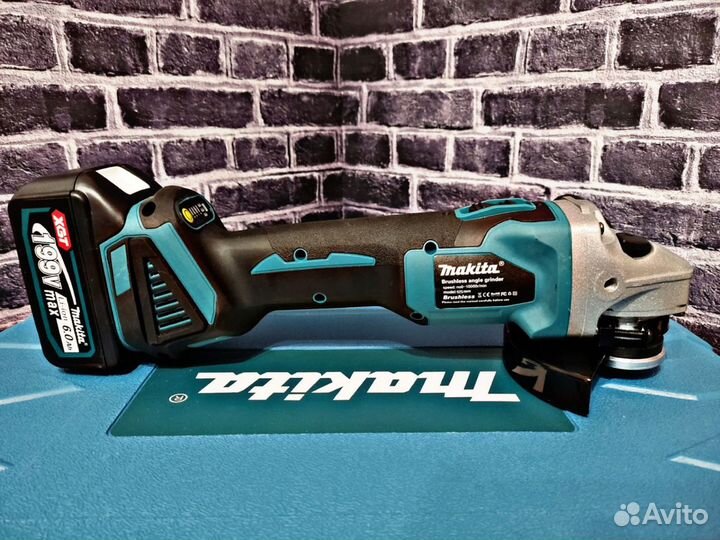 Аккумуляторный набор Makita 3 в 1