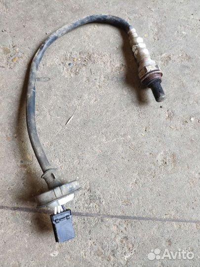 Mitsubishi lancer cedia лямдозонд 4G15