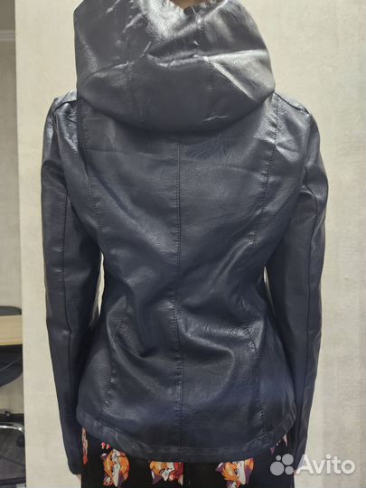 Куртка кожаная женская 42 44 с капюшоном