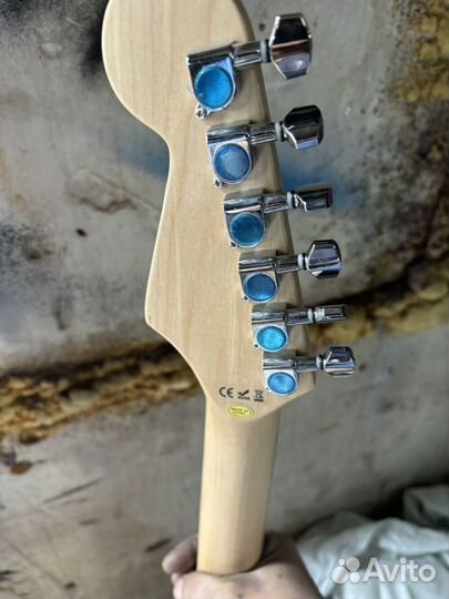 Электрогитара