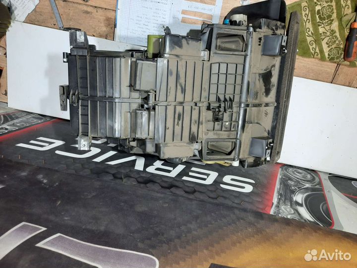 Корпус отопителя Renault Logan 1