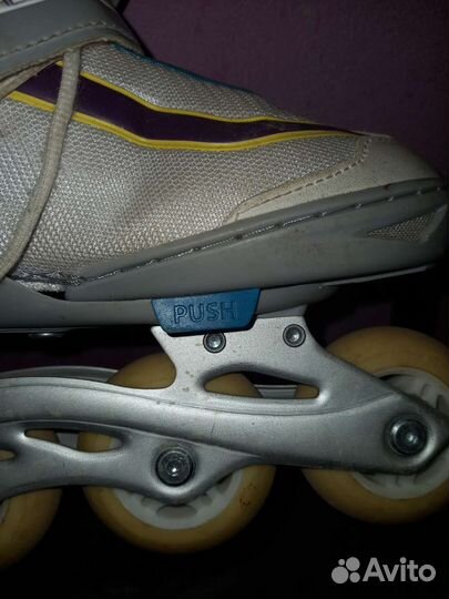 Роликовые коньки