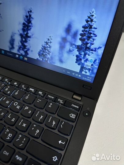 ThinkPad X250 (12.5/Core i5-5300U/8гб/SSD 512гб)