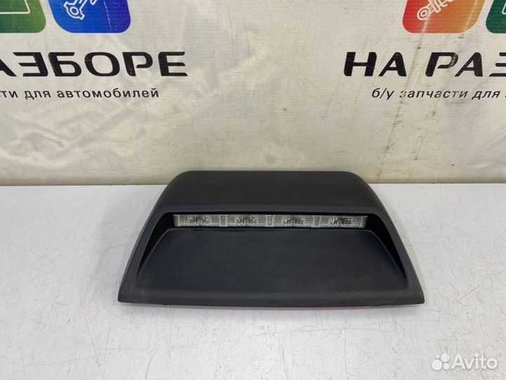 Стоп сигнал Toyota Camry XV50 2GR-FE 2013