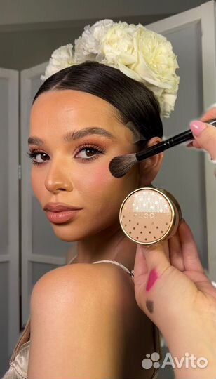 Визажист, стилист по прическам