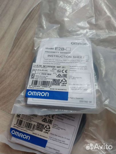 Датчик индуктивный omron E2B-M12KN08-WP-B1