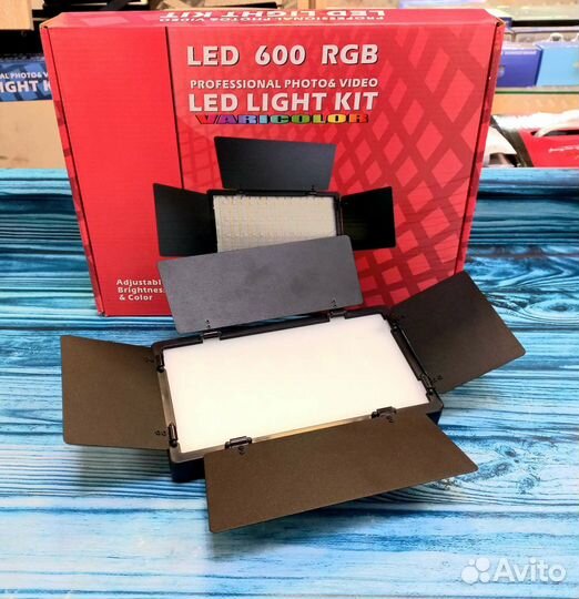 Видеосвет pro LED 600 rgb
