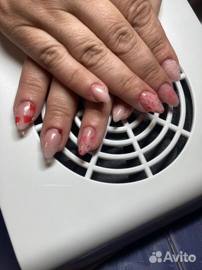 Маникюр