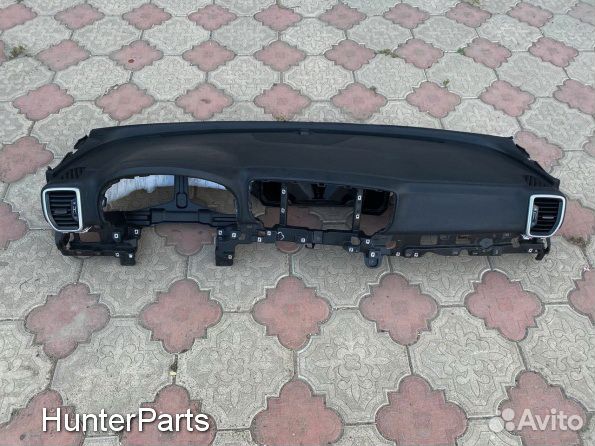 Торпедо Kia Sportage 4