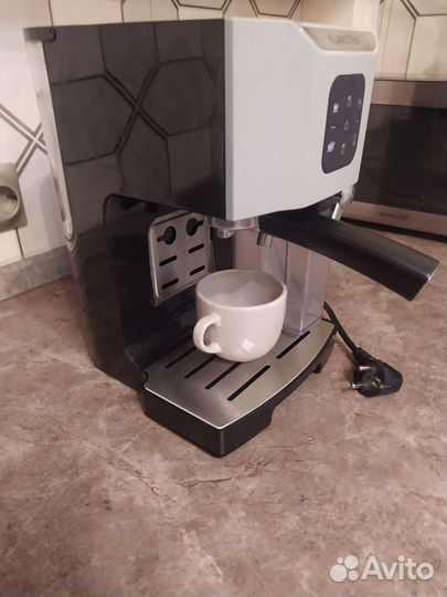 Кофемашина Klarstein с капучинатором