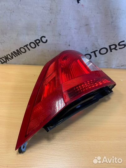 Левый задний фонарь Volvo s60 2 дорест