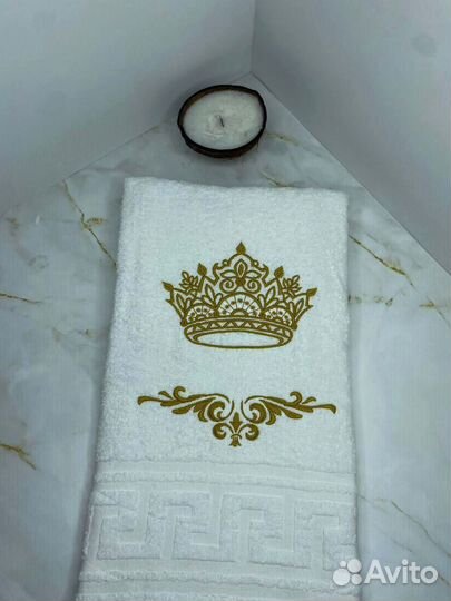 Полотенце банное с вышивкой