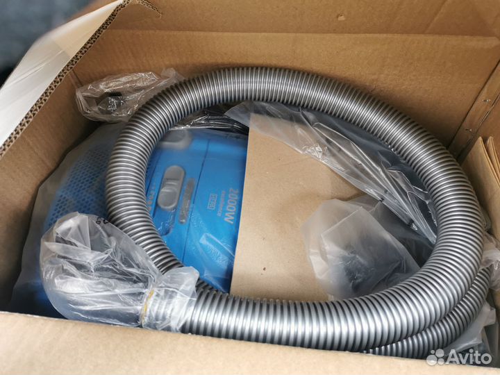 Пылесос Artel VCB0120 голубой новый