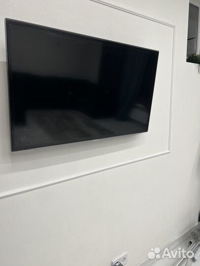 Телевизор SMART tv samsung