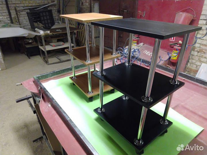 Этажерка на колесах