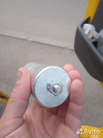 Пусковой конденсатор